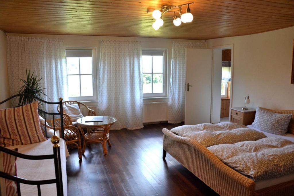 Gutshaus Zietlitz Hotel Dobbin-Linstow Ruang foto