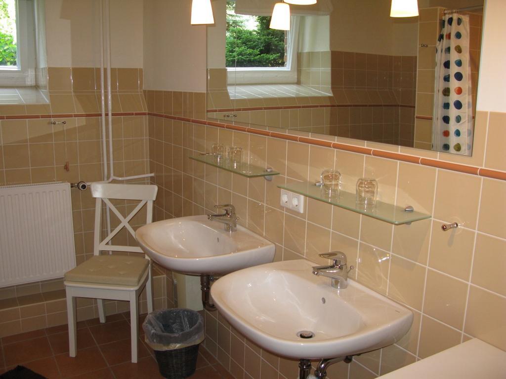 Gutshaus Zietlitz Hotel Dobbin-Linstow Ruang foto