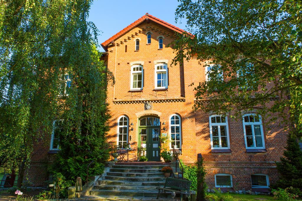 Gutshaus Zietlitz Hotel Dobbin-Linstow Bagian luar foto