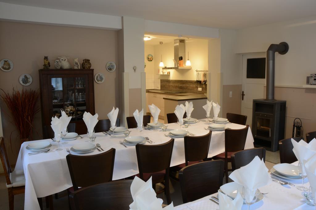 Gutshaus Zietlitz Hotel Dobbin-Linstow Bagian luar foto